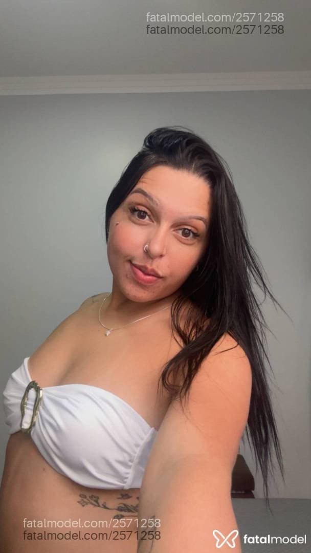 Acompanhante mulher loira (o) de olhos castanhos em Rio Verde - Danny