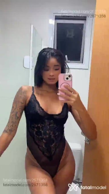 Acompanhante mulher morena (o) de olhos pretos em Salvador - Lua