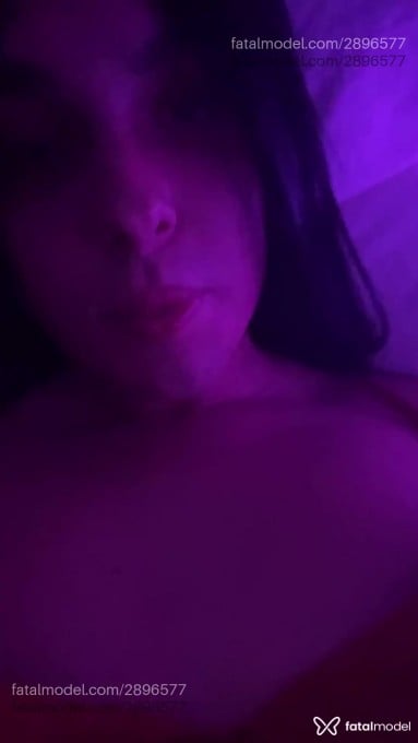 Acompanhante mulher morena (o) de olhos pretos em Santos Acompanhante mulher morena (o) de olhos pretos em Santos - Mariana