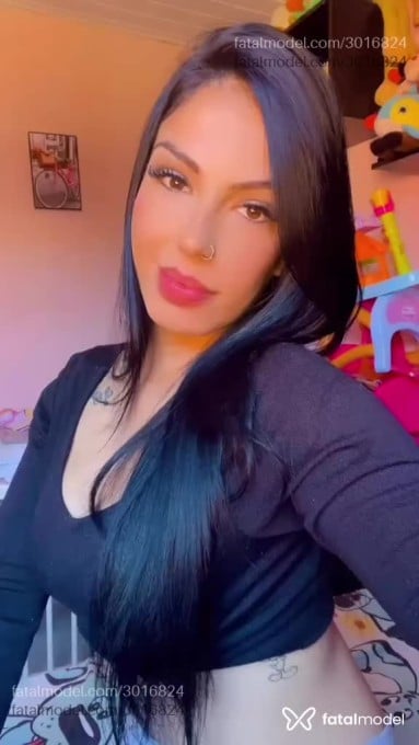 Acompanhante mulher morena (o) de olhos castanhos - Luana Moraes Acompanhante mulher morena (o) de olhos castanhos - Luana Moraes