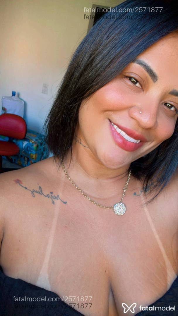 Acompanhante mulher morena (o) de olhos pretos em Virtual - Diely