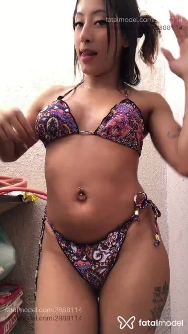 Acompanhante mulher com cabelo castanho de olhos castanhos em Virtual - Bigsantosz
