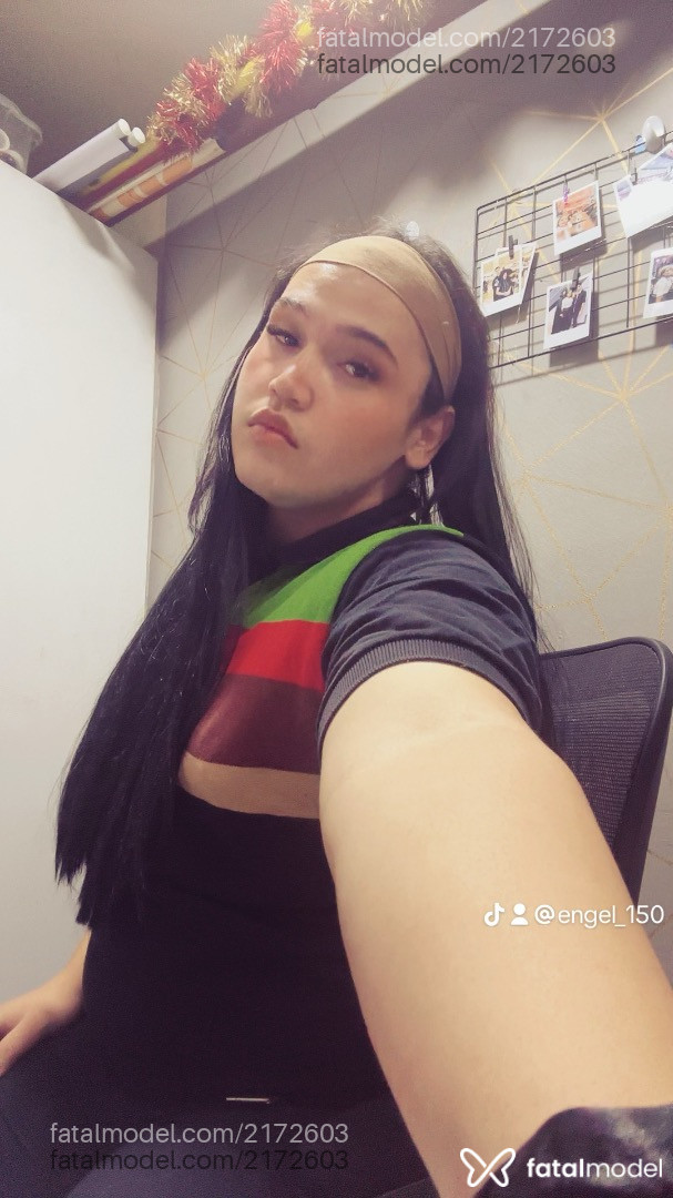 Acompanhante mulher trans morena (o) de olhos mel em Uberlândia - Angel