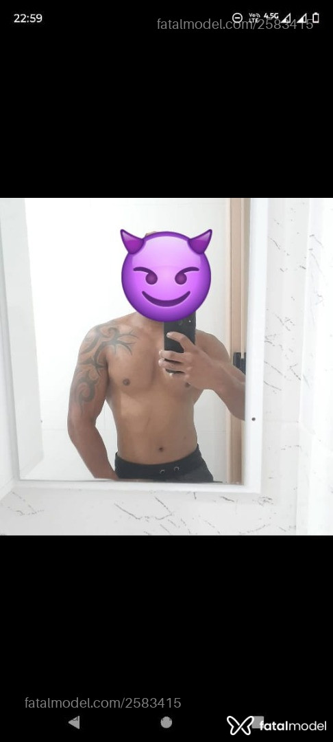 Acompanhante homem morena (o) de olhos pretos em Rio de Janeiro - Preto