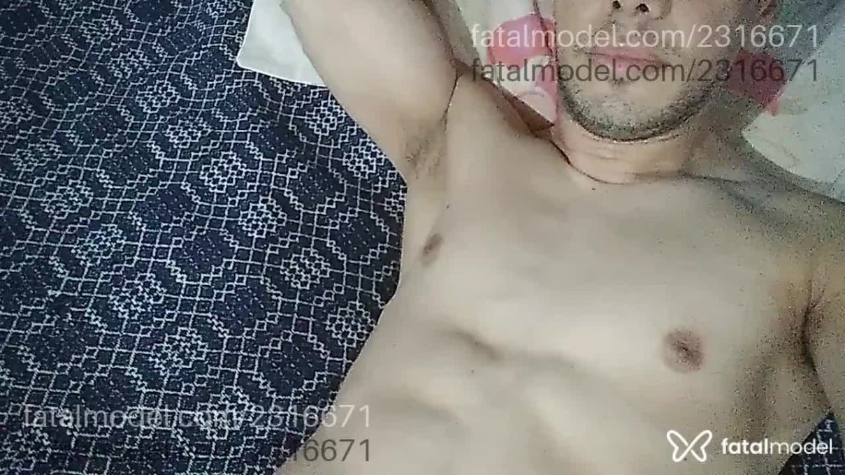 Acompanhante homem morena (o) de olhos castanhos em Curitiba Acompanhante homem morena (o) de olhos castanhos em Curitiba - Jonhny