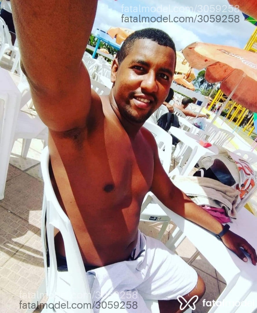 Acompanhante homem morena (o) de olhos pretos em Amargosa Acompanhante homem morena (o) de olhos pretos em Amargosa - João Pedro