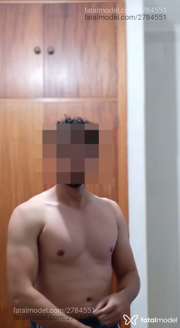 Acompanhante homem com cabelo castanho de olhos castanhos em Ribeirão Preto Acompanhante homem com cabelo castanho de olhos castanhos em Ribeirão Preto - Vinícius Lira