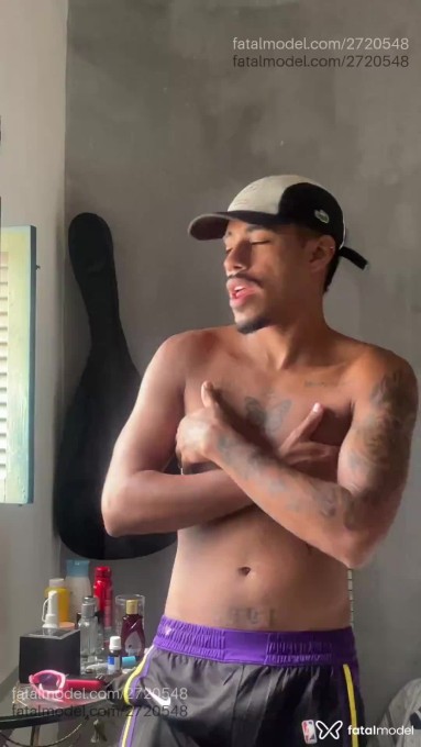 Acompanhante homem morena (o) de olhos pretos em Virtual Acompanhante homem morena (o) de olhos pretos em Virtual - Gabrieldoborel