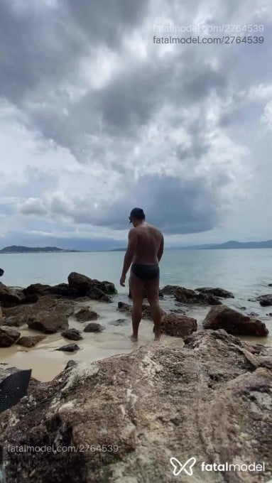 Acompanhante homem com cabelo castanho de olhos castanhos em Florianópolis - Artemis