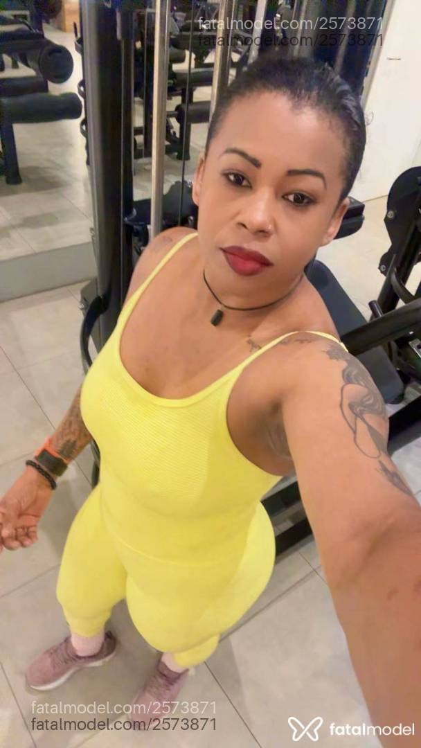 Acompanhante mulher morena (o) de olhos pretos em Cascavel - Cacau