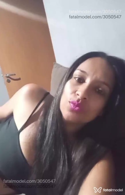Acompanhante mulher com cabelo castanho de olhos castanhos em São Leopoldo - Morena