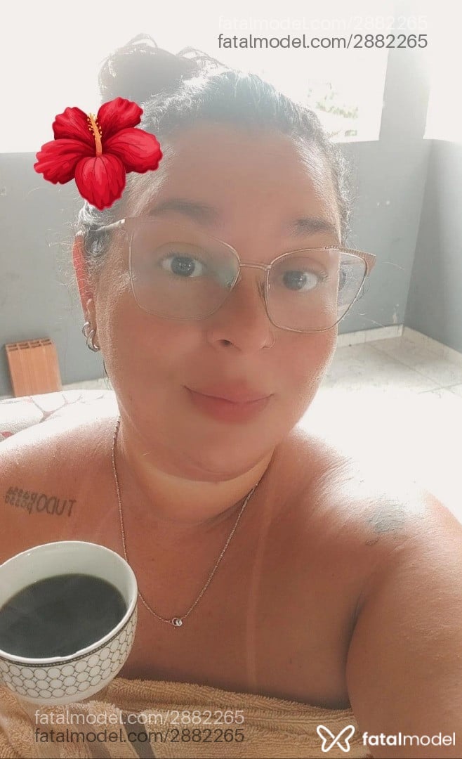 Acompanhante mulher morena (o) de olhos pretos em Duque de Caxias - Savahna
