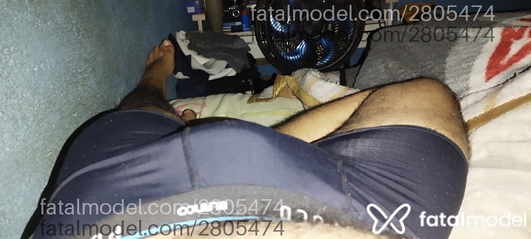 Acompanhante homem com cabelo castanho de olhos mel em Bragança Paulista - Alexandre