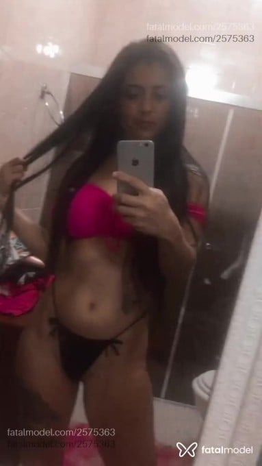Acompanhante mulher morena (o) de olhos castanhos - Priscila Acompanhante mulher morena (o) de olhos castanhos - Priscila