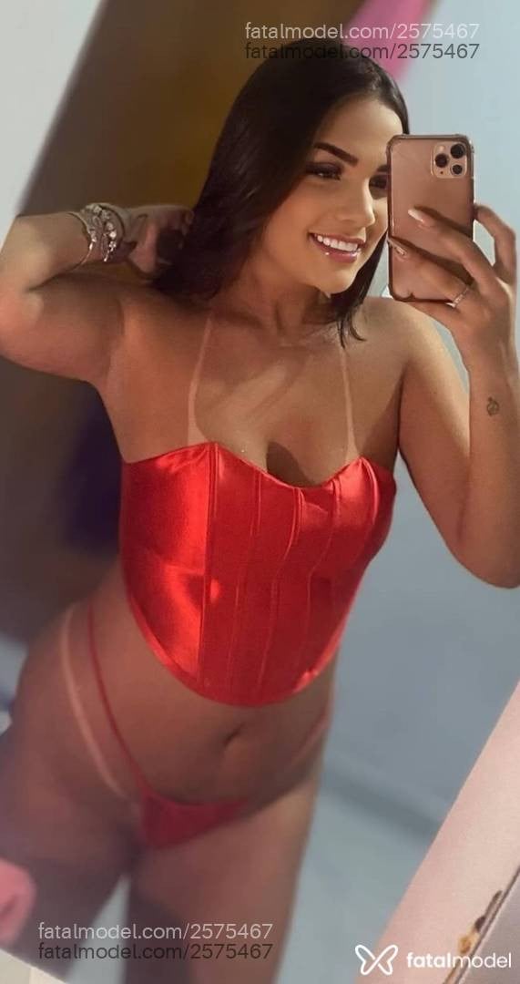 Acompanhante mulher com cabelo castanho de olhos castanhos - Julia