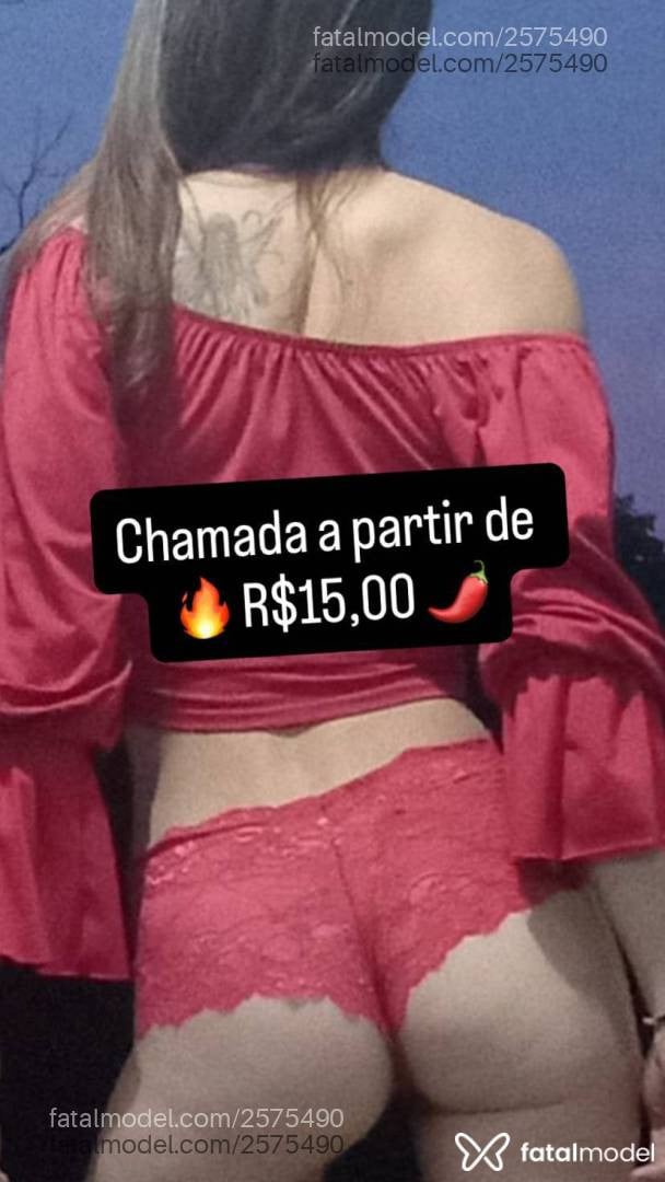 Acompanhante mulher ruiva (o) de olhos castanhos - Kitana