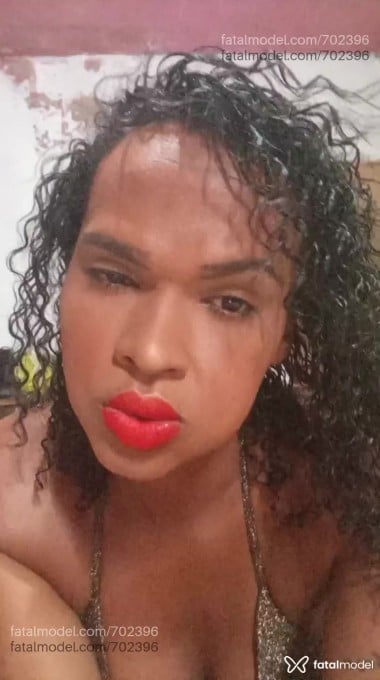 Acompanhante mulher trans loira (o) de olhos castanhos em Livramento de Nossa Senhora Acompanhante mulher trans loira (o) de olhos castanhos em Livramento de Nossa Senhora - Adriana