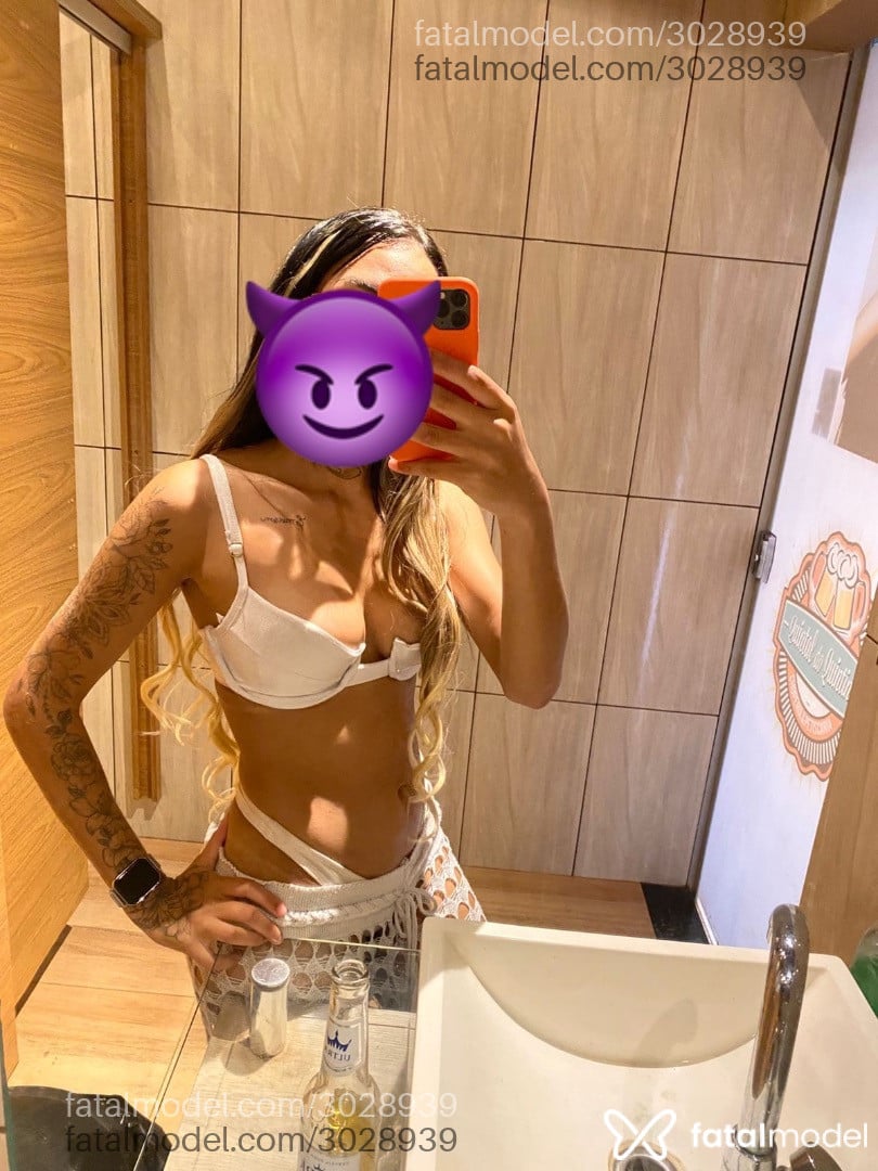 Acompanhante mulher loira (o) de olhos castanhos em Campo Grande - Barbies