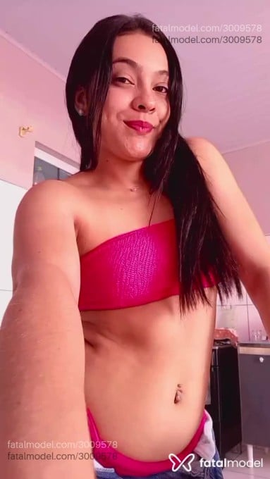 Acompanhante mulher morena (o) de olhos castanhos em Navegantes - Juliana