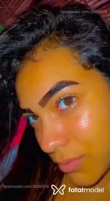 Acompanhante mulher morena (o) de olhos castanhos em Navegantes - Juliana