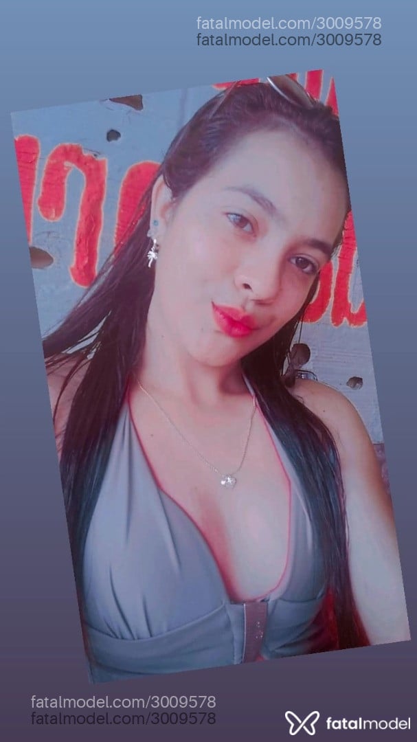 Acompanhante mulher morena (o) de olhos castanhos em Navegantes - Juliana