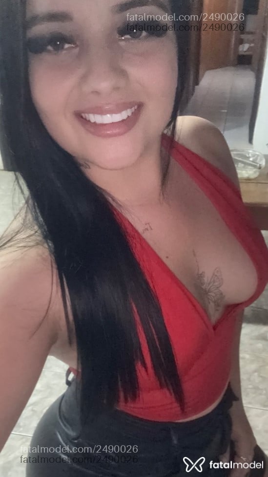 Acompanhante mulher morena (o) de olhos castanhos em Estrela - Natália