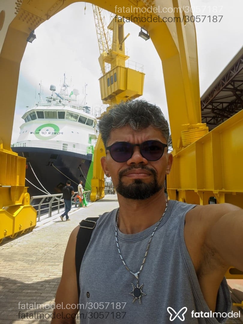 Acompanhante homem com cabelo grisalho de olhos castanhos em Belém Acompanhante homem com cabelo grisalho de olhos castanhos em Belém - Lord Kzar