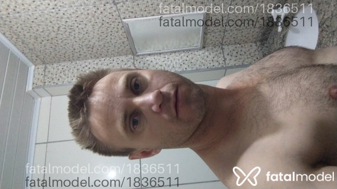 Acompanhante homem loira (o) de olhos azuis em São Miguel do Oeste - Vander
