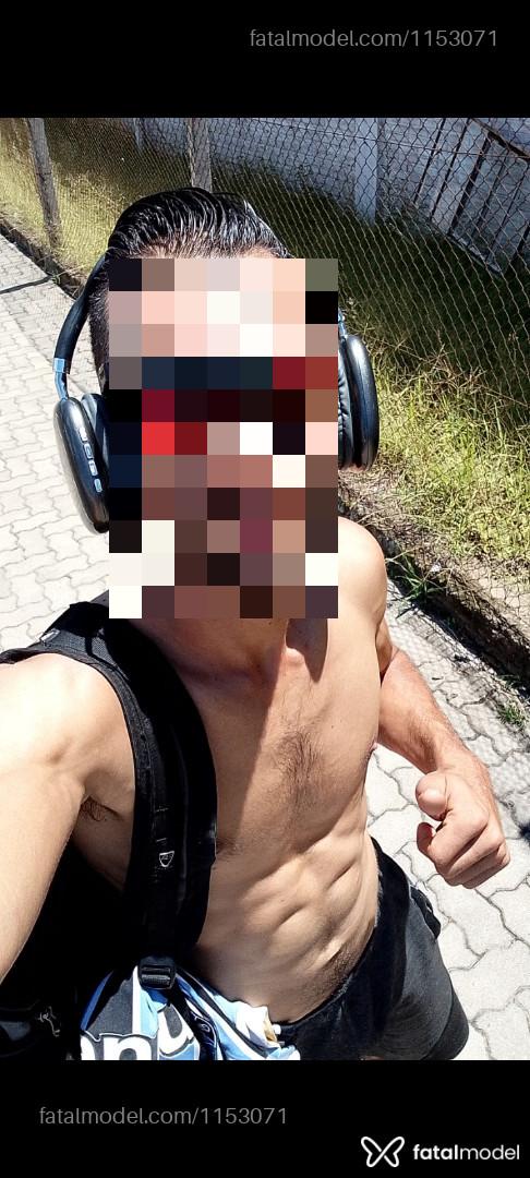 Acompanhante homem com cabelo castanho de olhos castanhos em Taquara Acompanhante homem com cabelo castanho de olhos castanhos em Taquara - John Camargo