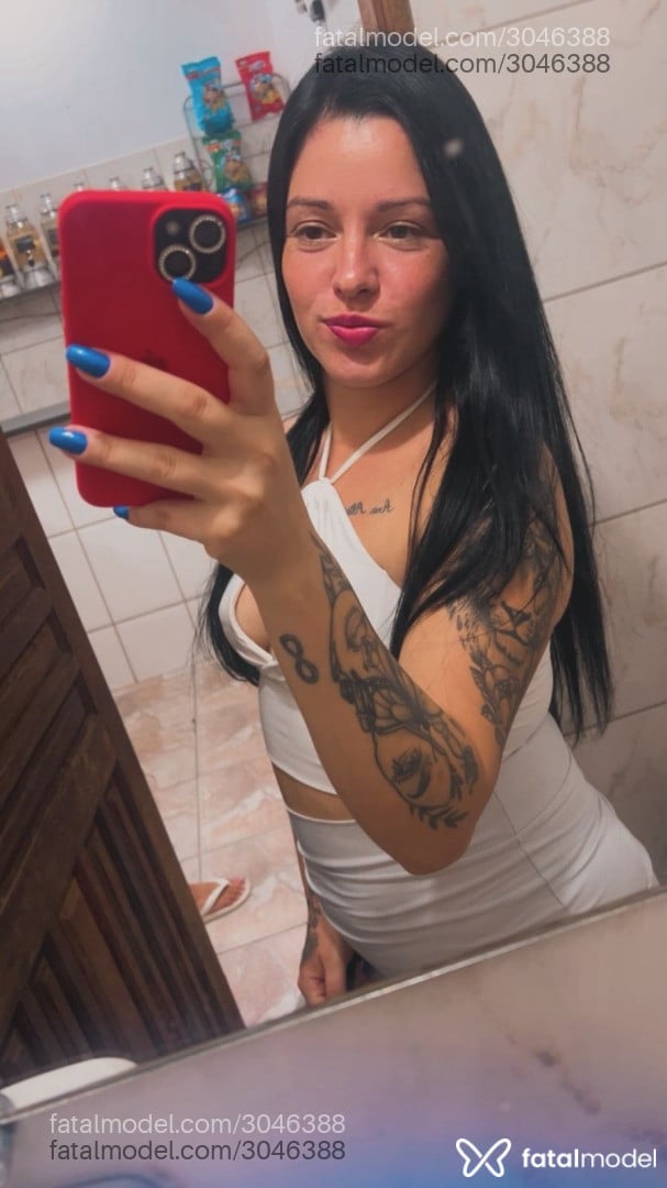 Acompanhante mulher morena (o) de olhos castanhos em Balneário Camboriú - Rafaela Oliveira
