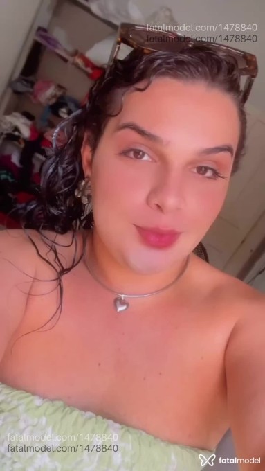 Acompanhante travesti morena (o) de olhos castanhos em Tupã Acompanhante travesti morena (o) de olhos castanhos em Tupã - Lolô Marquezz