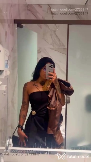 Acompanhante mulher morena (o) de olhos pretos em Goiânia - Elena