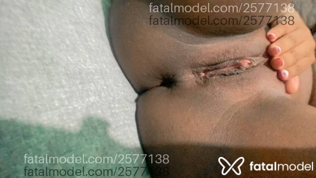 Acompanhante mulher morena (o) de olhos pretos em Paranaíba - Morena