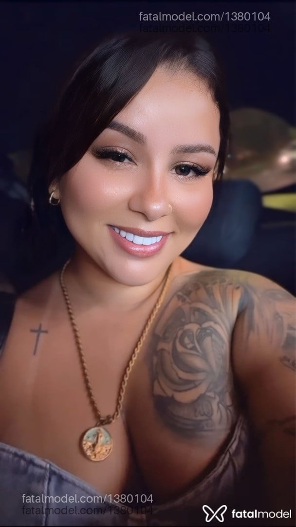 Acompanhante mulher morena (o) de olhos castanhos em Pouso Alegre Acompanhante mulher morena (o) de olhos castanhos em Pouso Alegre - Babi Paes