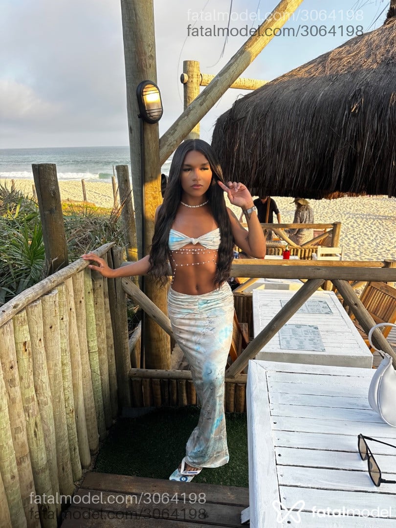 Acompanhante mulher trans com cabelo castanho de olhos pretos em Rio de Janeiro - Angel
