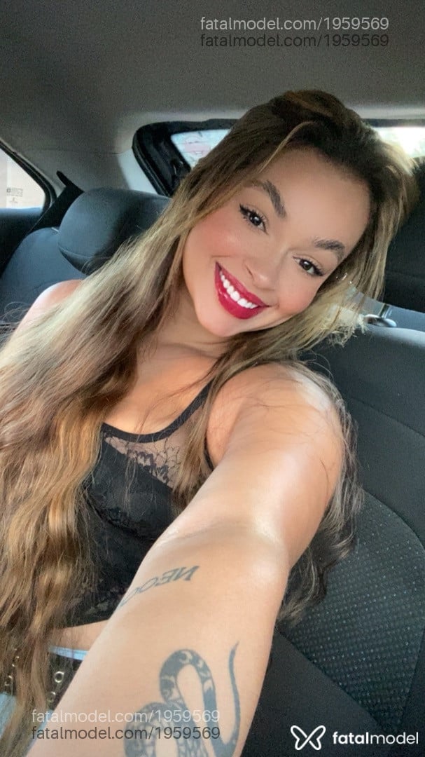 Acompanhante mulher loira (o) de olhos castanhos em Porto Velho - Luana
