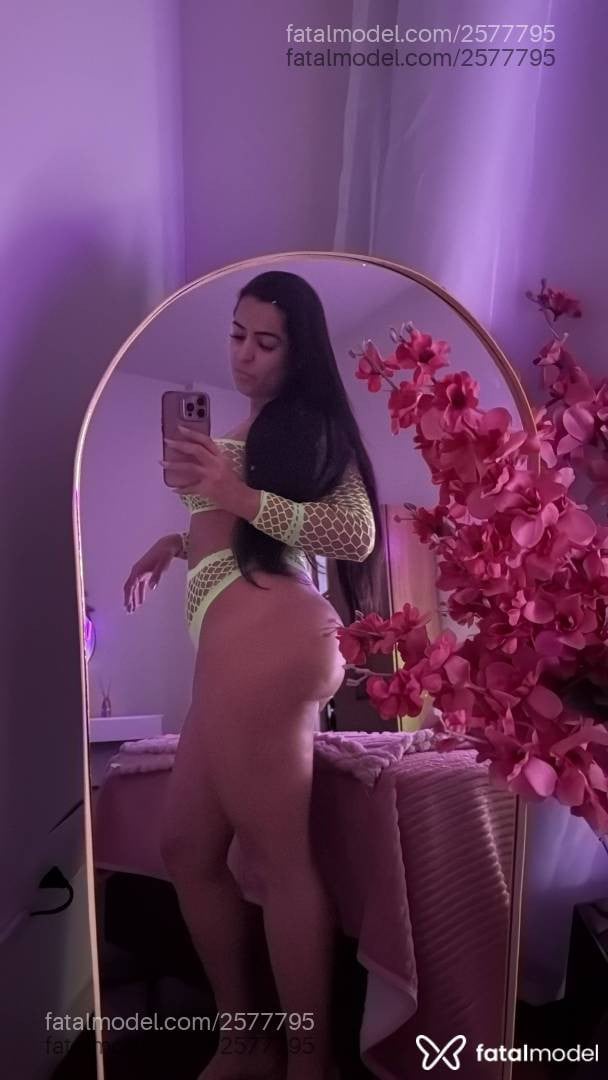 Acompanhante mulher morena (o) de olhos castanhos - Bruna Salles