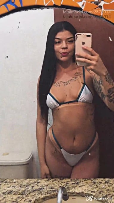 Acompanhante mulher morena (o) de olhos castanhos em Virtual - Anna Linz
