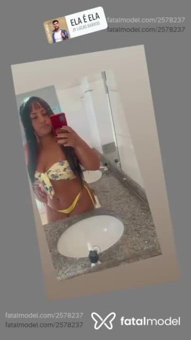 Acompanhante mulher com cabelo castanho de olhos castanhos em Bom Jesus da Lapa - Morena