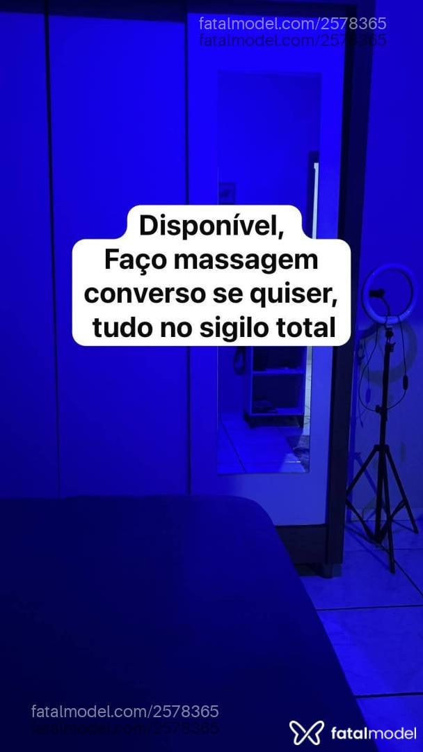Acompanhante mulher trans morena (o) de olhos pretos - Zonna Martiníz