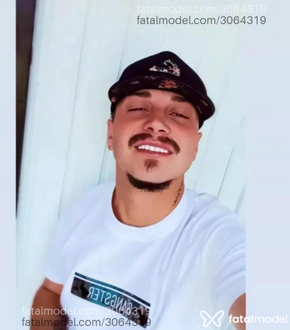 Acompanhante homem morena (o) de olhos castanhos em Florianópolis - Enzo Scott