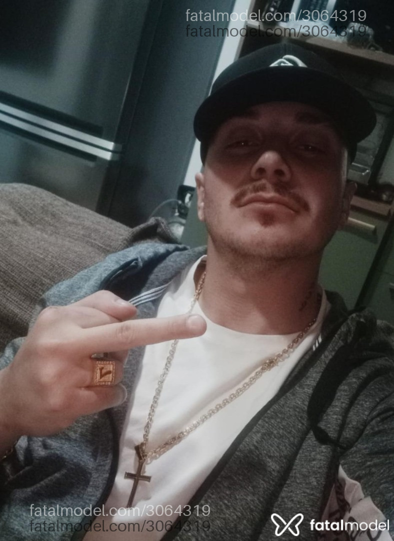 Acompanhante homem morena (o) de olhos castanhos em Florianópolis - Enzo Scott