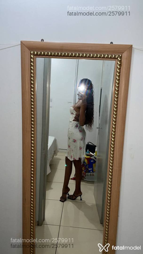 Acompanhante mulher trans morena (o) de olhos pretos em Belo Horizonte - Lua