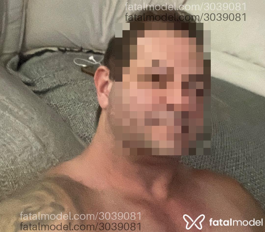 Acompanhante homem com cabelo castanho de olhos verdes em Rio de Janeiro - Tonny