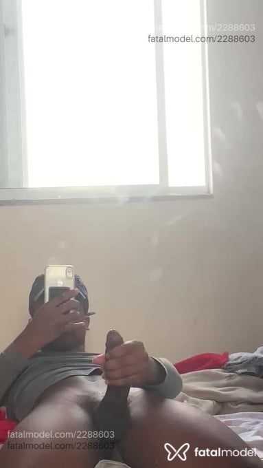 Acompanhante homem com cabelo colorido de olhos castanhos em São Paulo - Cadu