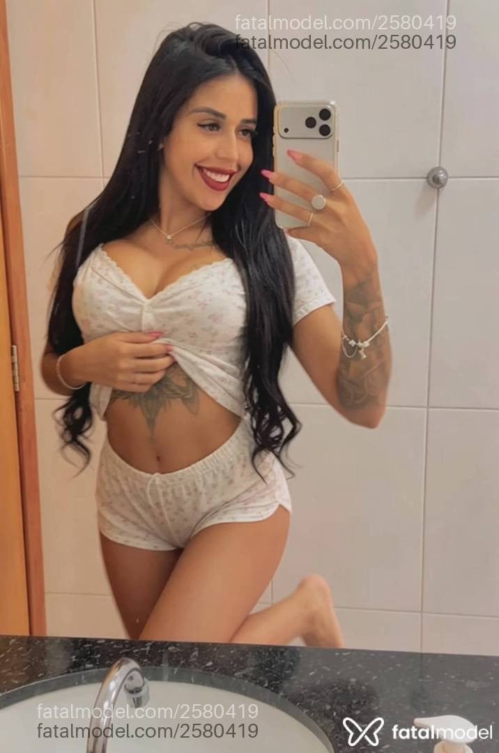 Acompanhante mulher morena (o) de olhos castanhos - Indinha