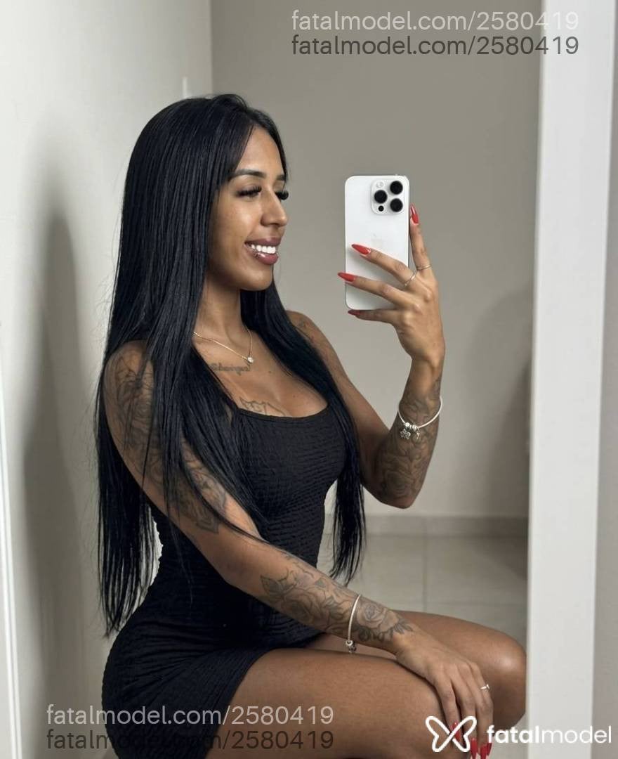 Acompanhante mulher morena (o) de olhos castanhos em Anápolis - Indinha