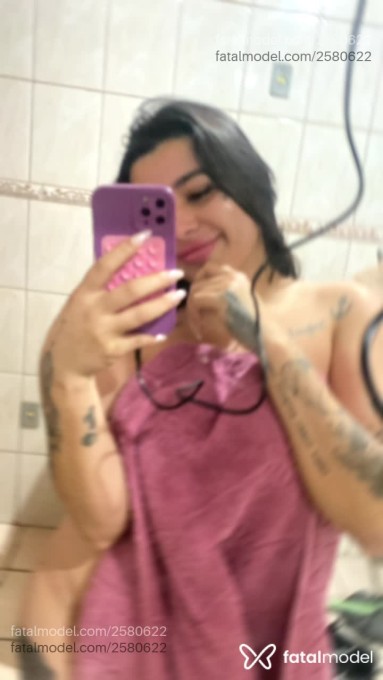 Acompanhante mulher com cabelo castanho de olhos castanhos - Ana