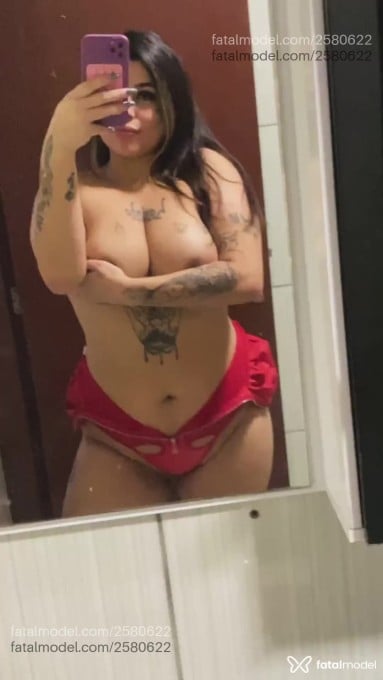 Acompanhante mulher com cabelo castanho de olhos castanhos - Ana