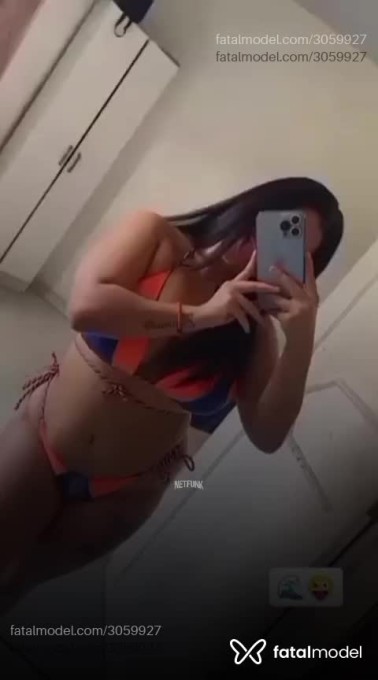 Acompanhante mulher morena (o) de olhos pretos em São Francisco Acompanhante mulher morena (o) de olhos pretos em São Francisco - Maitê